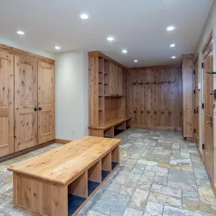 21.01 ski room palmyra pines   5 