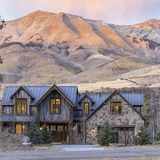 24 telluride overlook haus exterior alpenglow