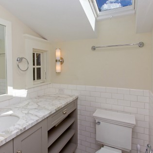 Telluride Spruce House Guest Bathroom