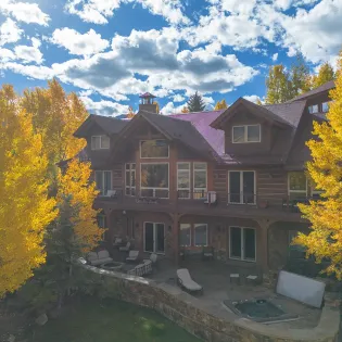 27.02 evergreen telluride exterior drone back