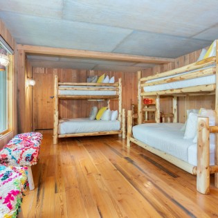 Telluride Polar Queen Bunk Room Beds