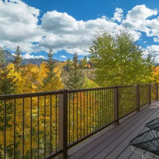 29.02 evergreen telluride exterior deck3