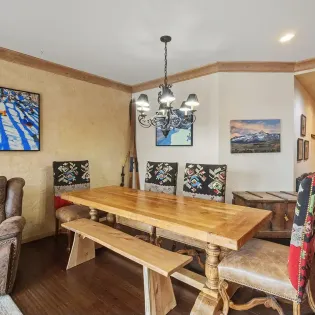 3.0 telluride centrum 302 dining1