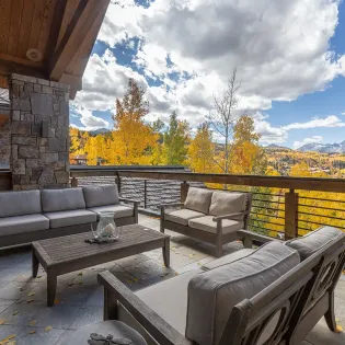 3.0 telluride saison cinq patio