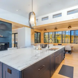 3.0 telluride the summit kitchen 
