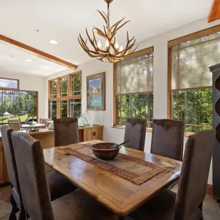 3.01 dining room pine meadows 138 
