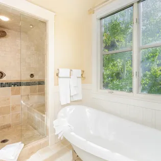 3.02 telluride pacific house primary bath 