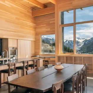 3.03 kitchen to dining the lookout   23 