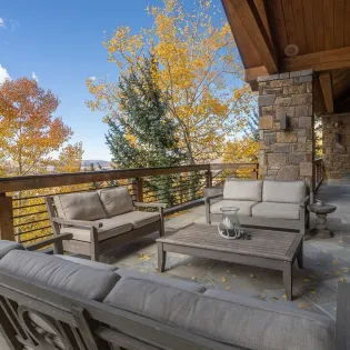 3.04 telluride saison cinq patio