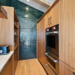 3.07 galloping goose chalet telluride kitchen3