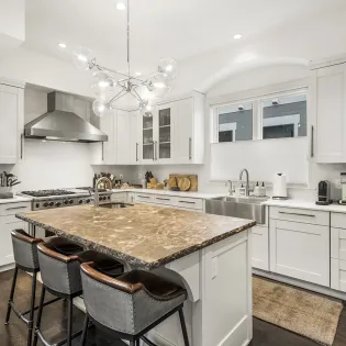 3.1 first chair oak telluride kitchen0