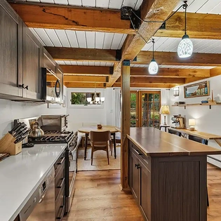 3.1 telluride town charm kitchen2