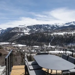 3.5 the lookout telluride deck2