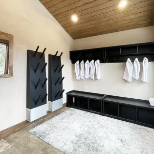 3.7 telluride alpen ridge towel room for hot tub 2