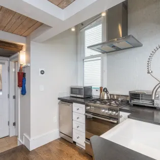 4.0 telluride hummingbird house kitchen