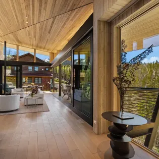 4.0 telluride monteluce entry hall