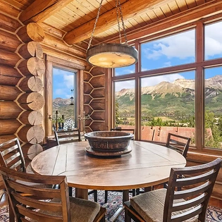 4.0 tristant 115 mountain village dining room1