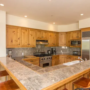 4.01 kitchen telemark b telluride   18 