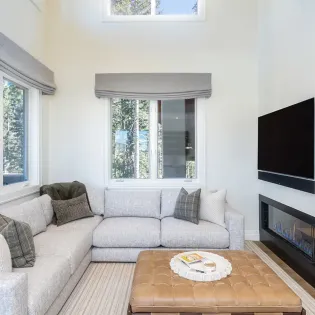 4.01 telluride lorian rise second living room