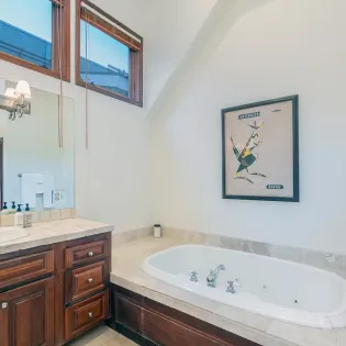 4.03 telluride south pacific townhouse primary bath