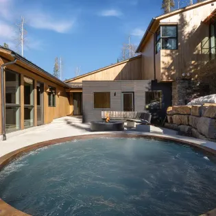 4.04 galloping goose chalet telluride hot tub1