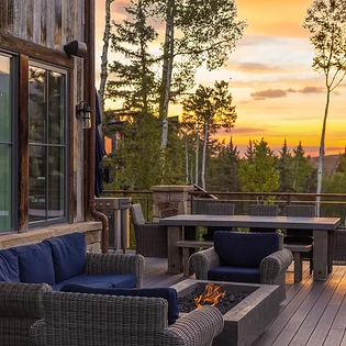 4.1 telluride overlook haus living room deck fire table detail