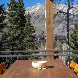 4.21 galloping goose chalet telluride outside dining detail1