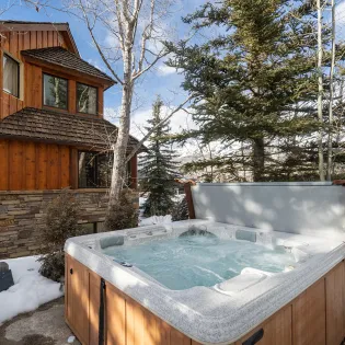4.5 mountain village vacation rental satisfaction hot tub1