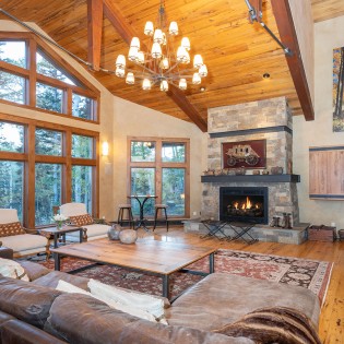 alpenglow mountain village vacation rental great room angle