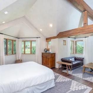 5.0 mountain village vacation rental satisfaction primary suite1
