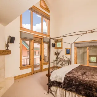 5.0 primary bedroom telemark b telluride   11 