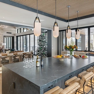 5.0 telluride lone star lodge kitchen living