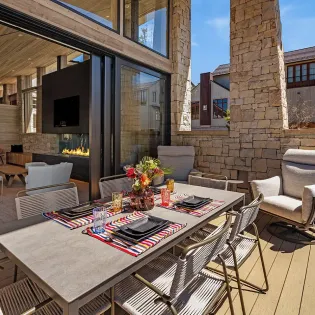 5.0 telluride monteluce balcony 