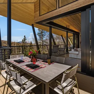 5.01 telluride monteluce balcony