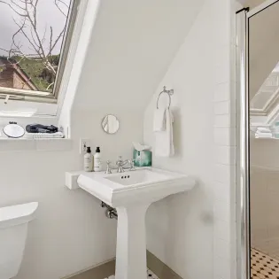 5.03 primary bathroom diamondtooth telluride   22 