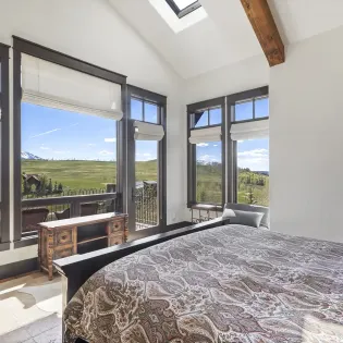 5.03 telluride knolltop retreat primary suite 