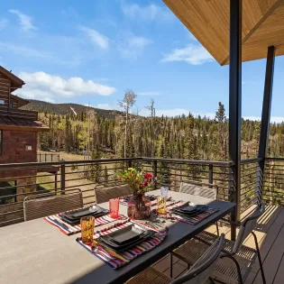 5.03 telluride monteluce balcony 