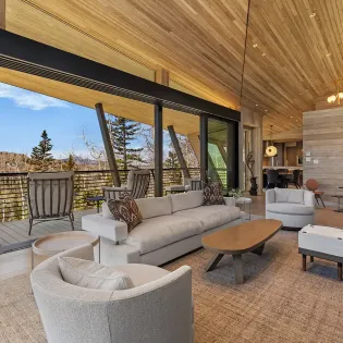 5.04 telluride monteluce living to open balcony 