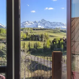 5.07 telluride knolltop retreat primary view