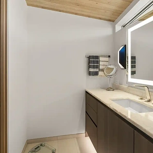 5.09 telluride monteluce primary suite bath3