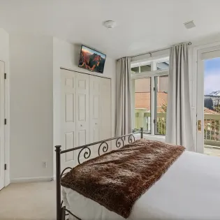 5.1 telluride centrum 302 primary suite2