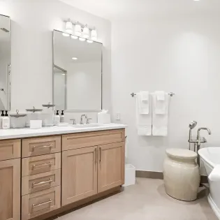 5.10 heritage penthouse telluride  primary bathroom 
