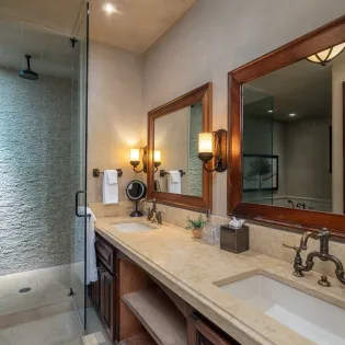 5.2 see forever 121 telluride primary suite bath1