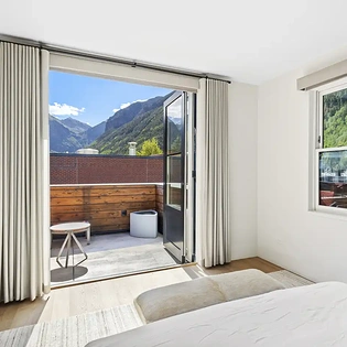 5.2 telluride alpenblick primary suite3