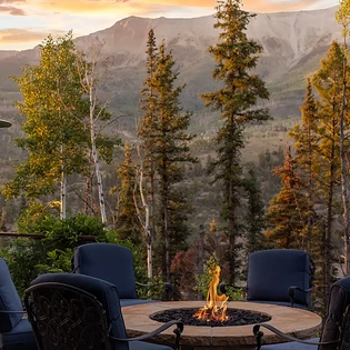 5.2 telluride overlook haus patio firepit1