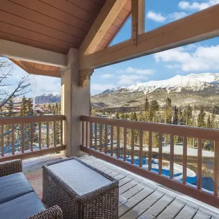 5.20 telluride skiside at lorian primary balcony