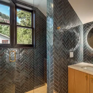 5.4 magic on main telluride primary suite bath 9