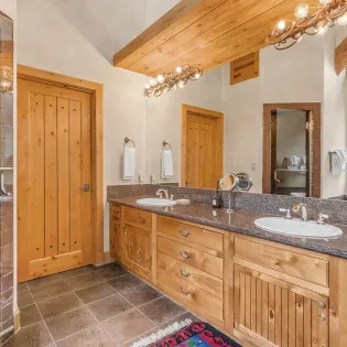 5.4 mountain tranquility telluride 33