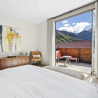 5.4 telluride alpenblick primary suite2
