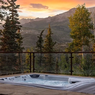 5.4 telluride overlook haus patio hot tub3